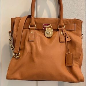 Micheal Kors Leather Tan Handbag